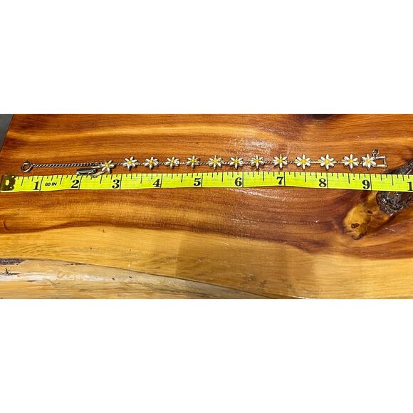 Vintage Delicate Silver Tone Painted White Daisy Floral Tennis Bracelet Extender - Picture 9 of 9